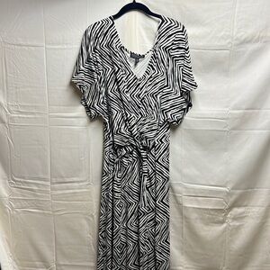Eloquii Black and White dress size 16